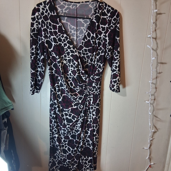 Dresses & Skirts - Chic Long Sleeve Animal Print Dress